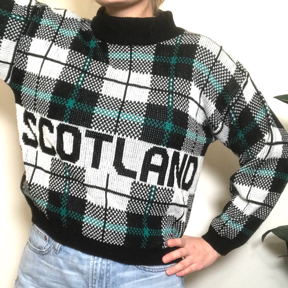 Rare Vintage Plaid “SCOTLAND” Knit Turtleneck Sweater